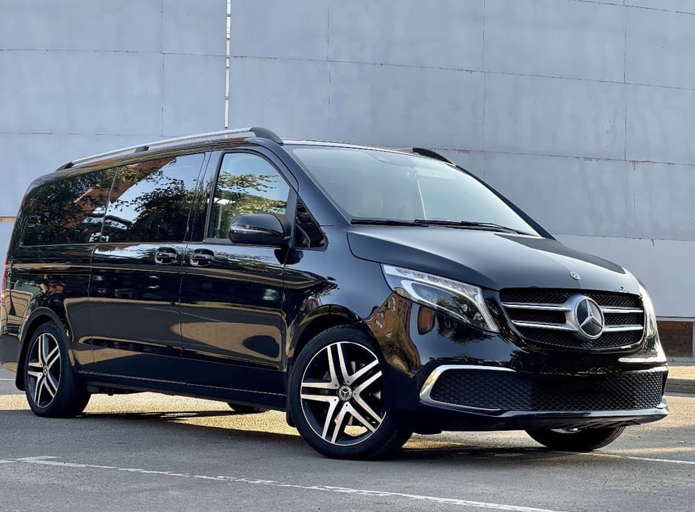 Mercedes-Benz V-Class Extra Long — капитанские кресла, 2024 — внешний вид, фото 1